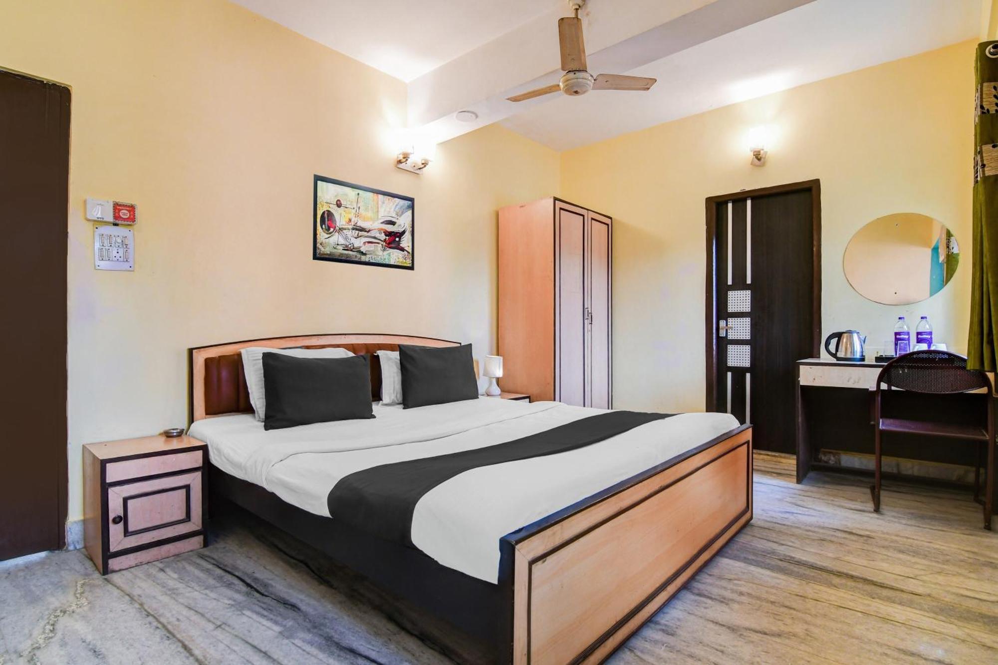 Super Hotel O Alipore Near Chetla Formerly Alipore Guest House Alipur  Exterior photo