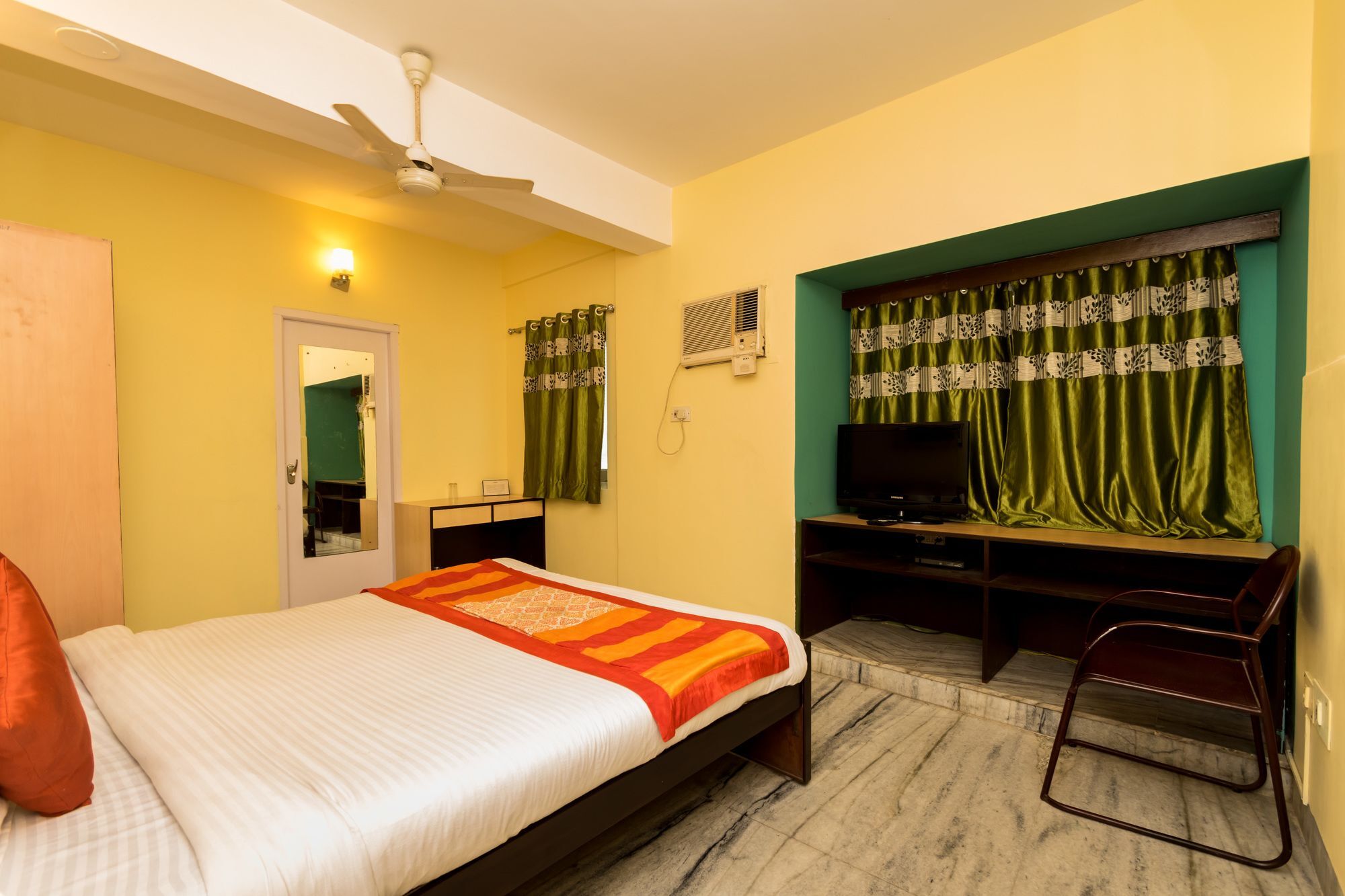 Super Hotel O Alipore Near Chetla Formerly Alipore Guest House Alipur  Exterior photo